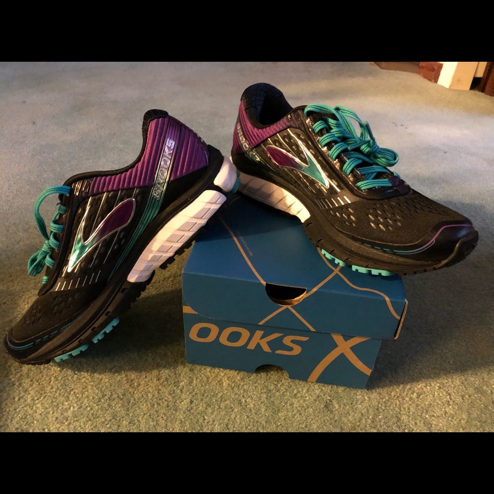 Brooks Ghost 9